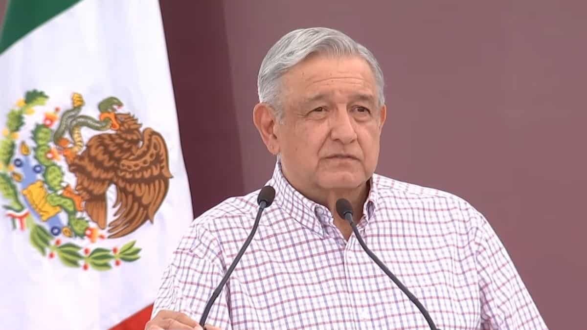 Democracia es decidir si se enjuicia a expresidentes: López Obrador
