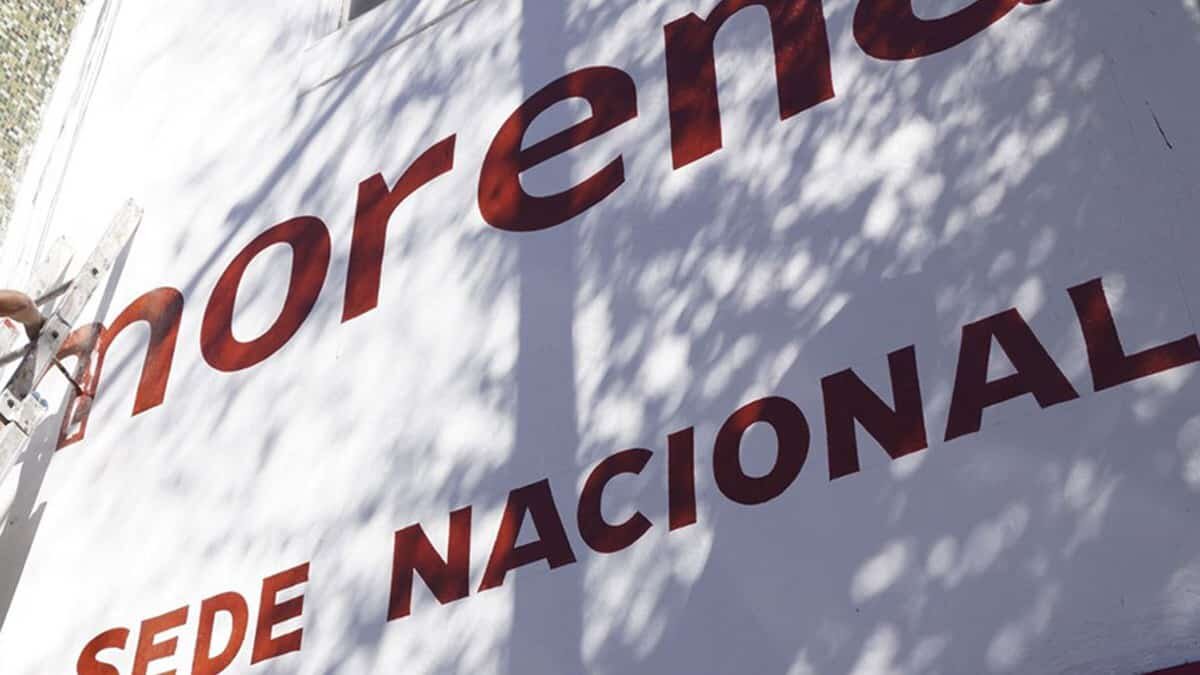 LUJOS MORENA CARGO ERARIO PÚBLICO