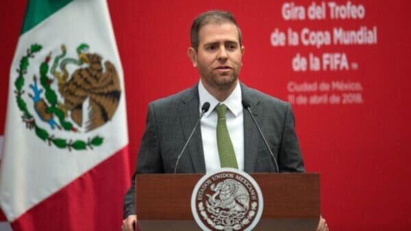 Inhabilitan por 10 años a Alfredo Castillo, extitular de la Conade