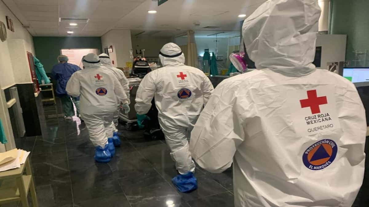 Es por eso que, ante la dificultad de poder visitarlos por el riesgo tan alto de infección, la Cruz Roja de Querétaro inició en diciembre la iniciativa, "Llamadas de Aliento", que une a familias e internados a través de videollamadas, buscando impactar de manera positiva en el estado anímico y psicoemocional de ambas partes.