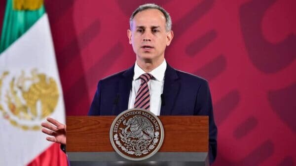 López-Gatell se mantendrá en aislamiento pese a negativo en prueba Covid-19