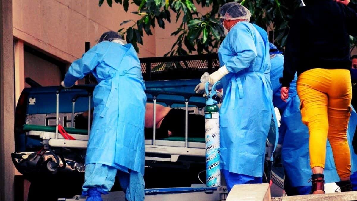 México registra nuevo récord con 21 mil contagios por Covid-19 en un día