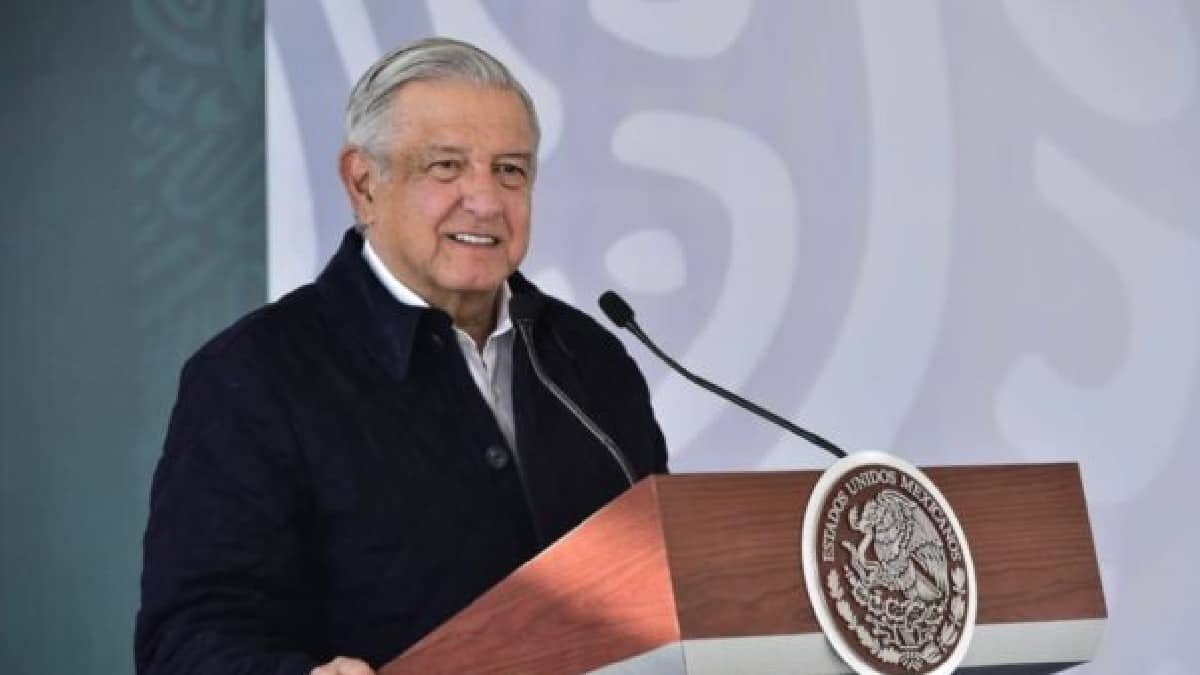 En redes salió la versión de que AMLO se encuentra en peligro por el Covid-19.