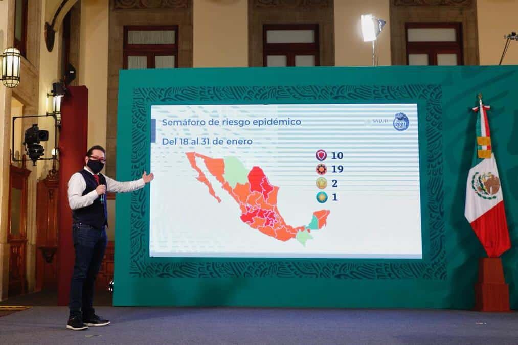 La Secretaría de Salud informó este viernes que en las últimas 24 horas, México registró 21 mil 366 nuevos contagios de Covid-19, la más alta en lo que va de la pandemia.