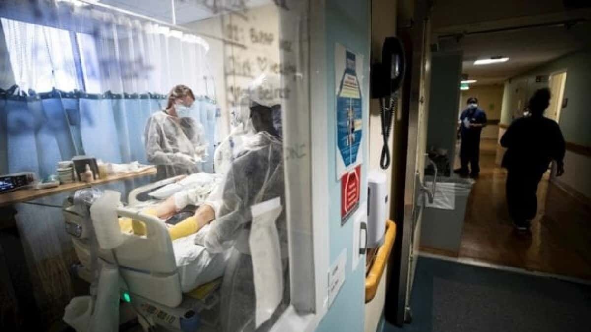 El joven de 17 años murió en Carolina del Sur, donde otros 42 menores se encuentran hospitalizados por este síndrome.