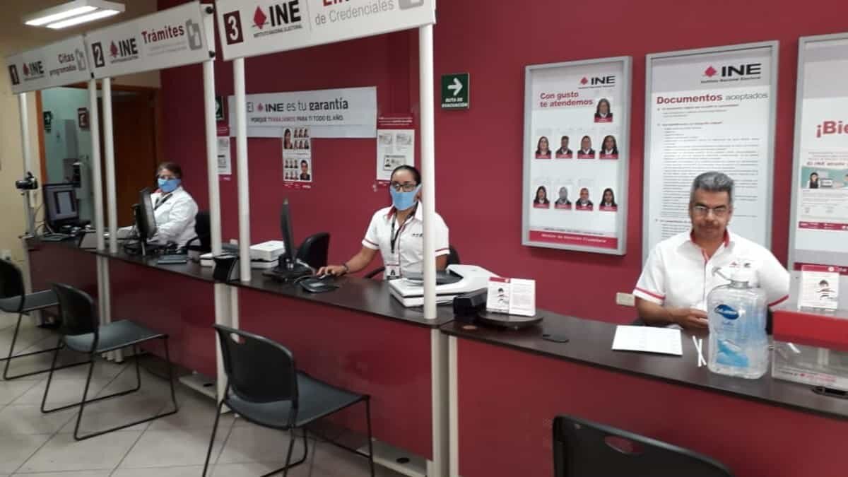 El INE precisó además los tiempos para solicitar la credencial para votar por primera vez, así como para reponerla en caso de extravió o robo.