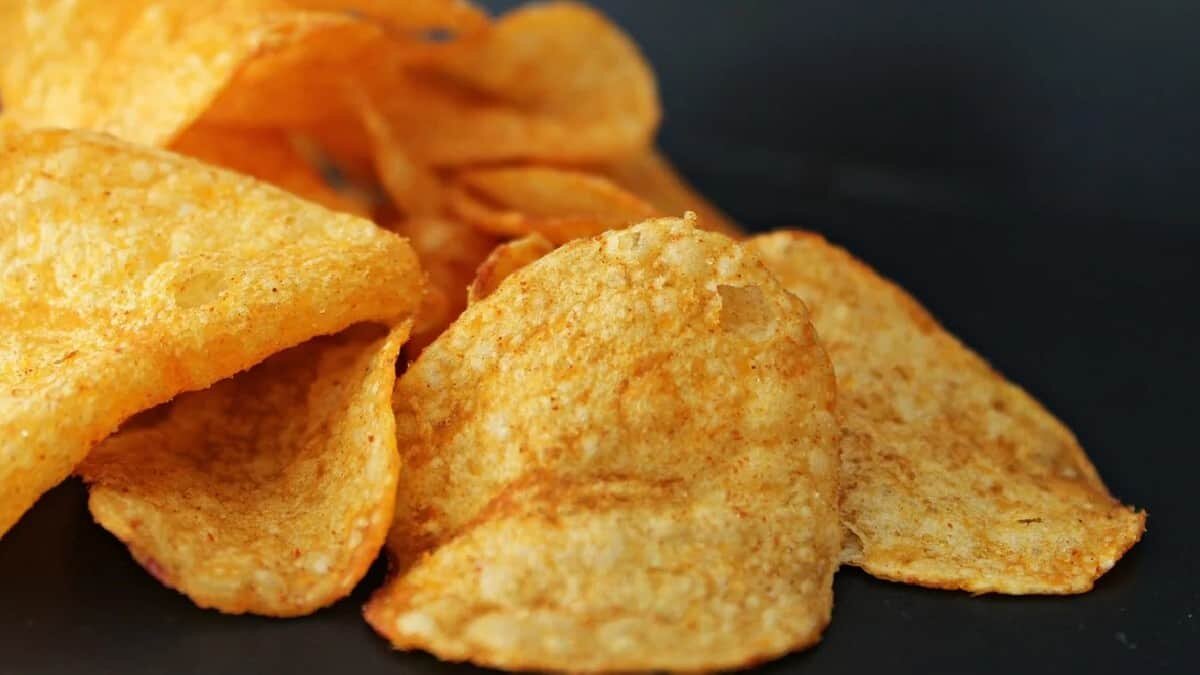 La Profeco reveló las marcas de papas fritas que son muy dañinas para la salud, las cuales contienen una alta cantidad de grasas saturadas y sodio.