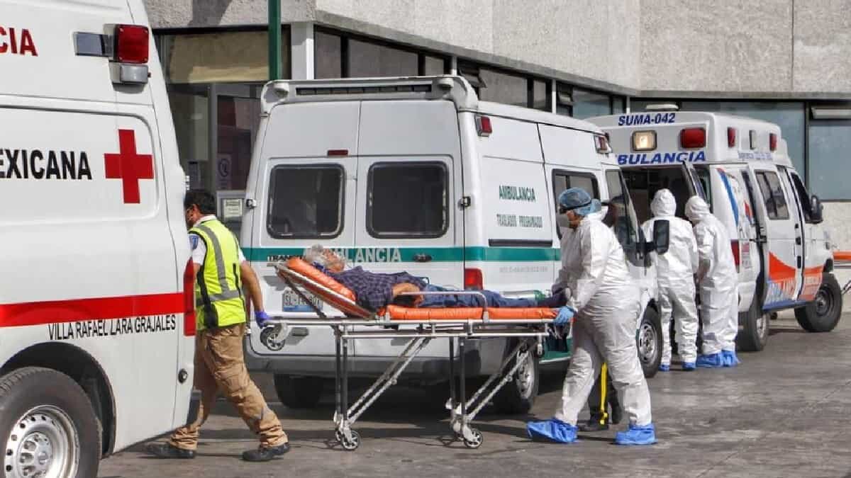 El gobernador de Puebla, Miguel Barbosa, anunció que el semáforo epidemiológico por Covid-19 en la entidad regresó a rojo.