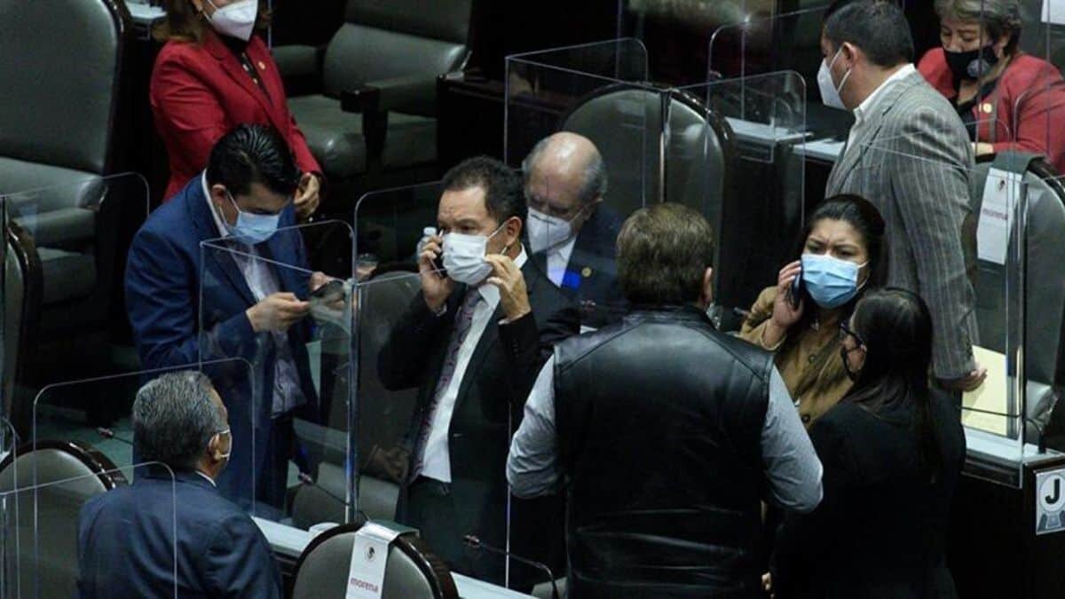 La Comisión de Presupuesto y Cuenta Pública de la Cámara de Diputados, aprobó el proyecto de reforma a la Ley de la Industria Eléctrica, propuesta por Andrés Manuel López Obrador.