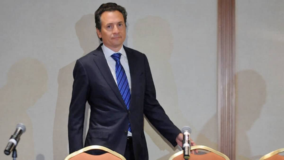 La Fiscalía General de la República (FGR) investiga posibles nuevos sobornos recibidos por Emilio Lozoya, ex director de Pemex, ahora de empresas ligadas a la constructora española OHL, la cual es beneficiada con multimillonarios contratos y concesiones en el sexenio de Enrique Peña Nieto (2012-2018).