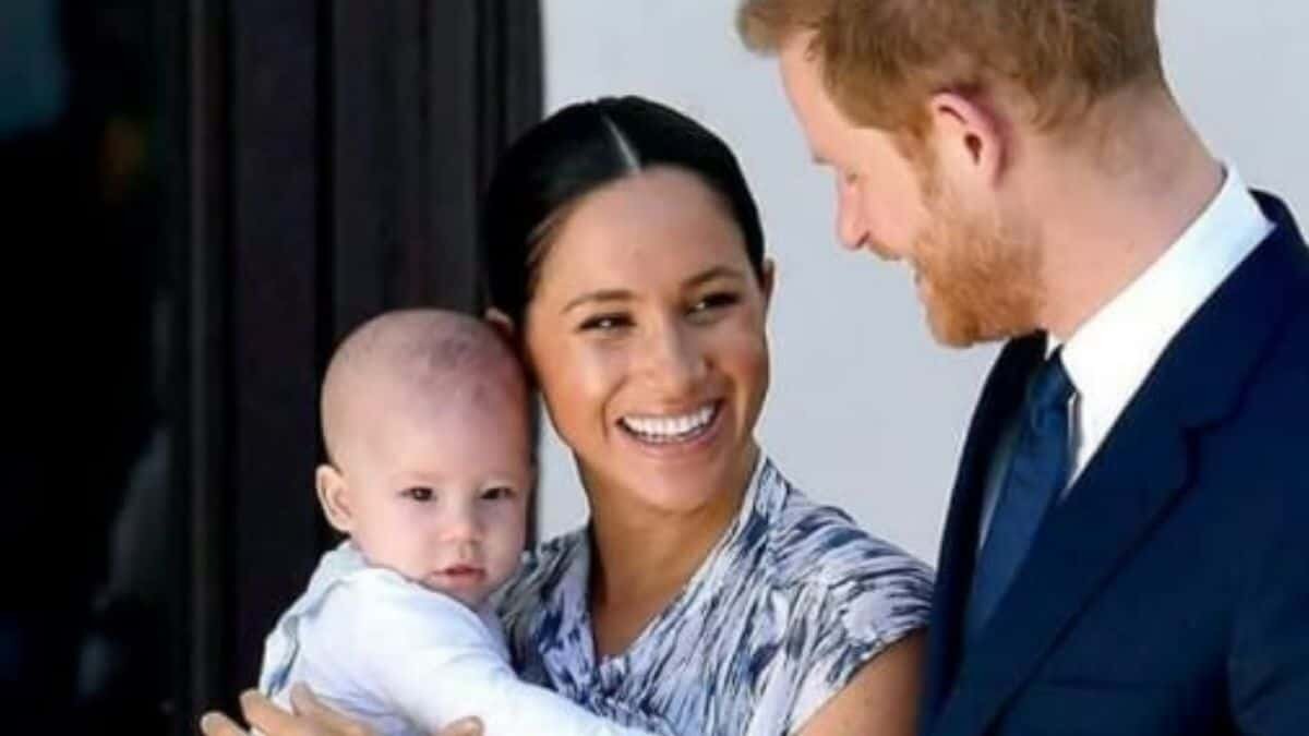 Meghan Markle y el príncipe Harry de Inglaterra, duques de Sussex, anunciaron este domingo, la llegada de su segundo hijo.
