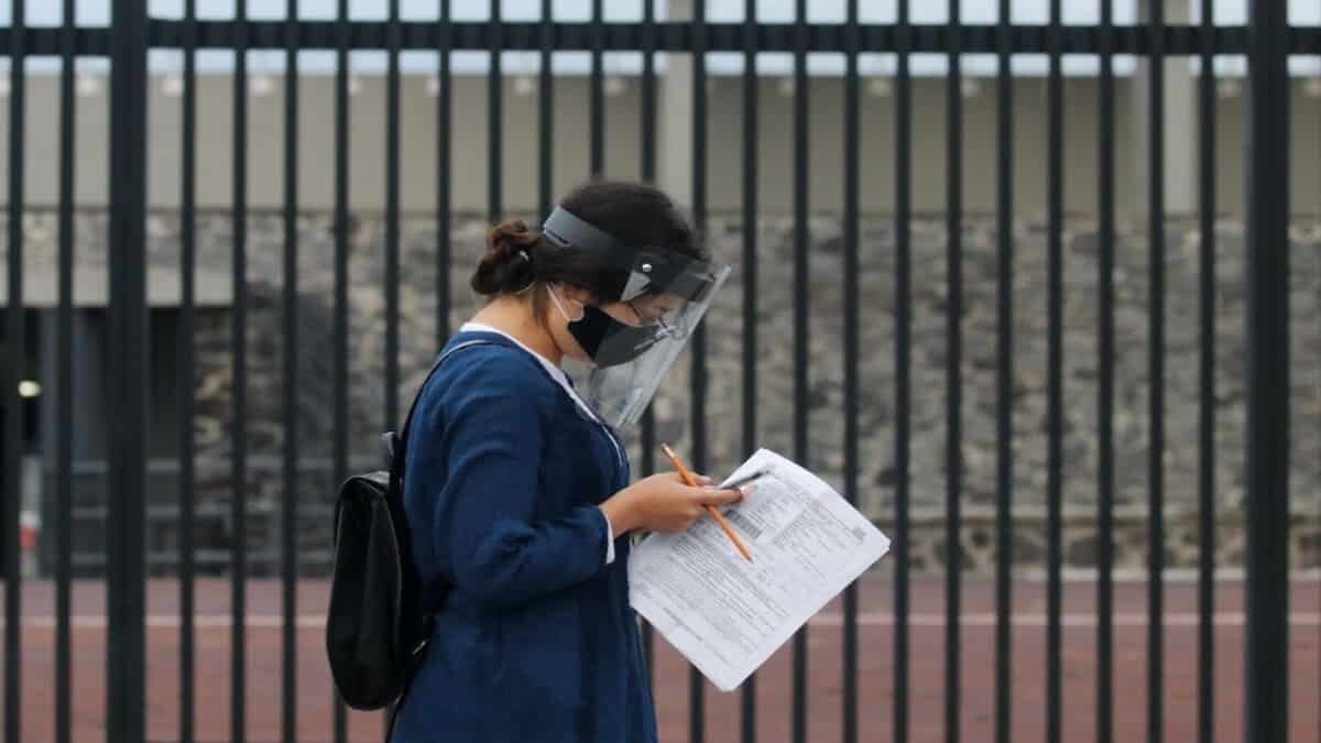 Debido a la emergencia sanitaria por la pandemia de Covid-19, la Universidad Nacional Autónoma de México (UNAM), por medio de la Dirección General de Dirección General de Administración Escolar (DGAE) informó este jueves que el examen de ingreso a Licenciatura 2021 se pospondrá.