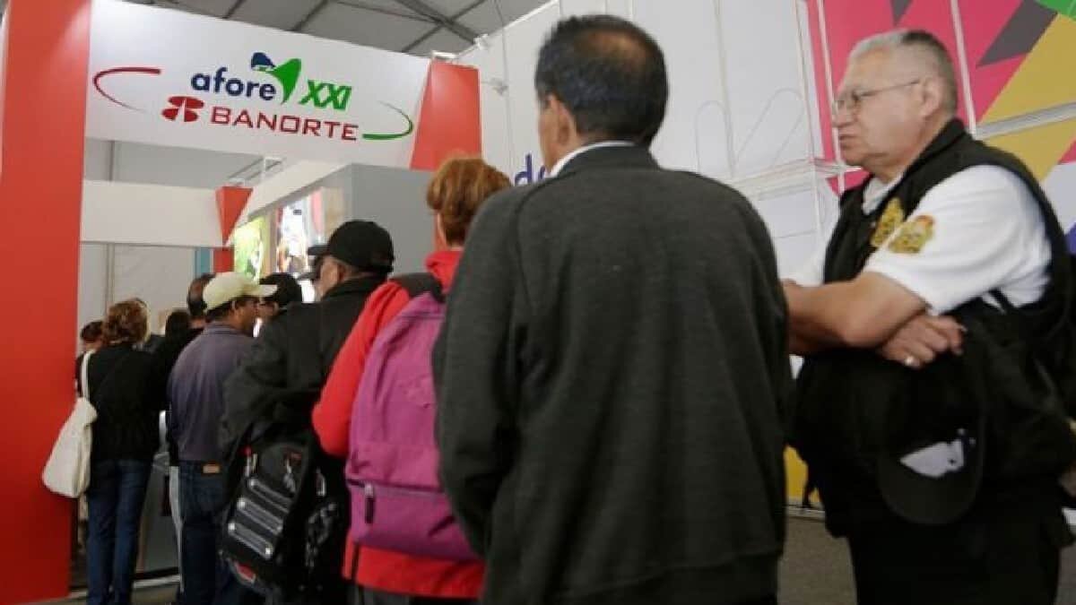 La Consar indicó que ahora los trabajadores podrán fusionar sus afores del IMSS E ISSSTE.