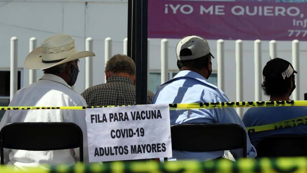 AMLO indicó que para las zonas urbanas se prevé el uso de la vacuna de Pfizer ante los cuidados que requiere para su mantenimiento.