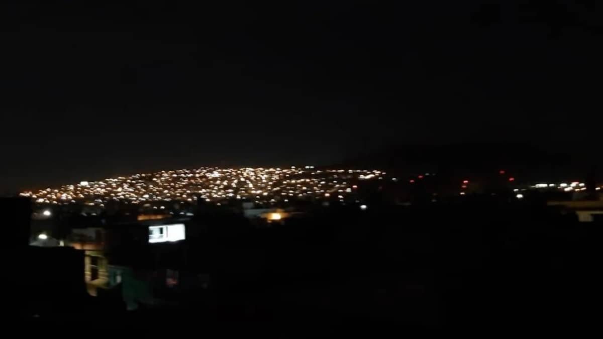 Más de 3.2 millones de mexicanos siguen sin luz tras apagones