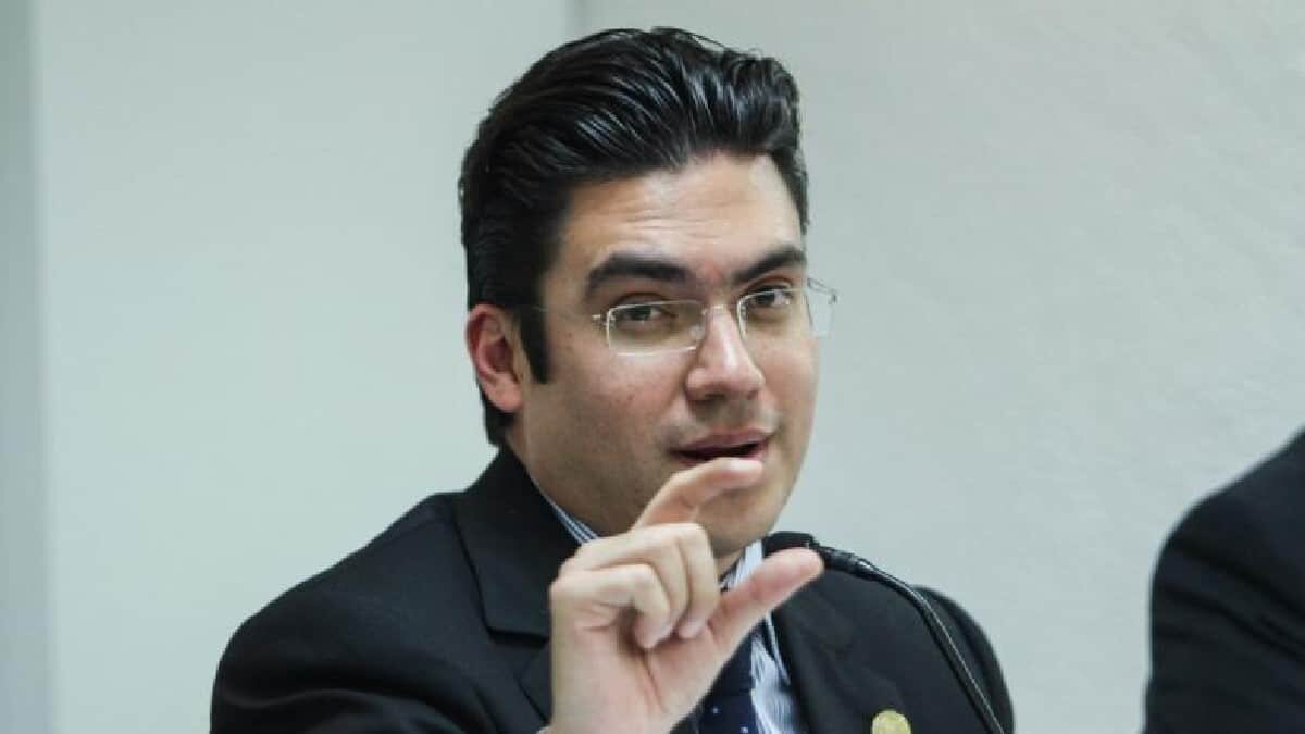 Además de Zavala en la lista de plurinominales aparecen nombres como Santiago Creel y Jorge Romero, entre otros.
