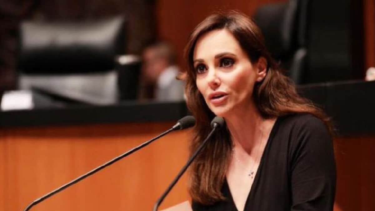 Lilly Téllez aseguró que el discurso de Beatriz Gutiérrez se trató más de un ataque contra la prensa que una clase de historia.
