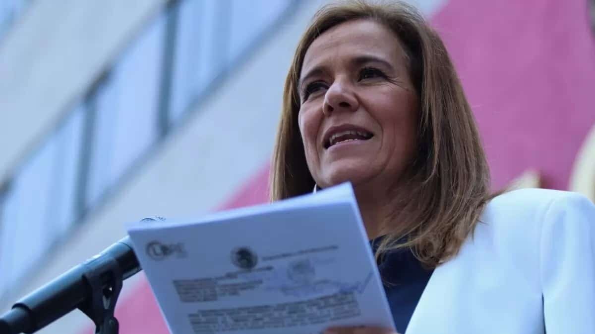 Regresa Margarita Zavala al PAN que la incluye en lista de candidaturas plurinominales
