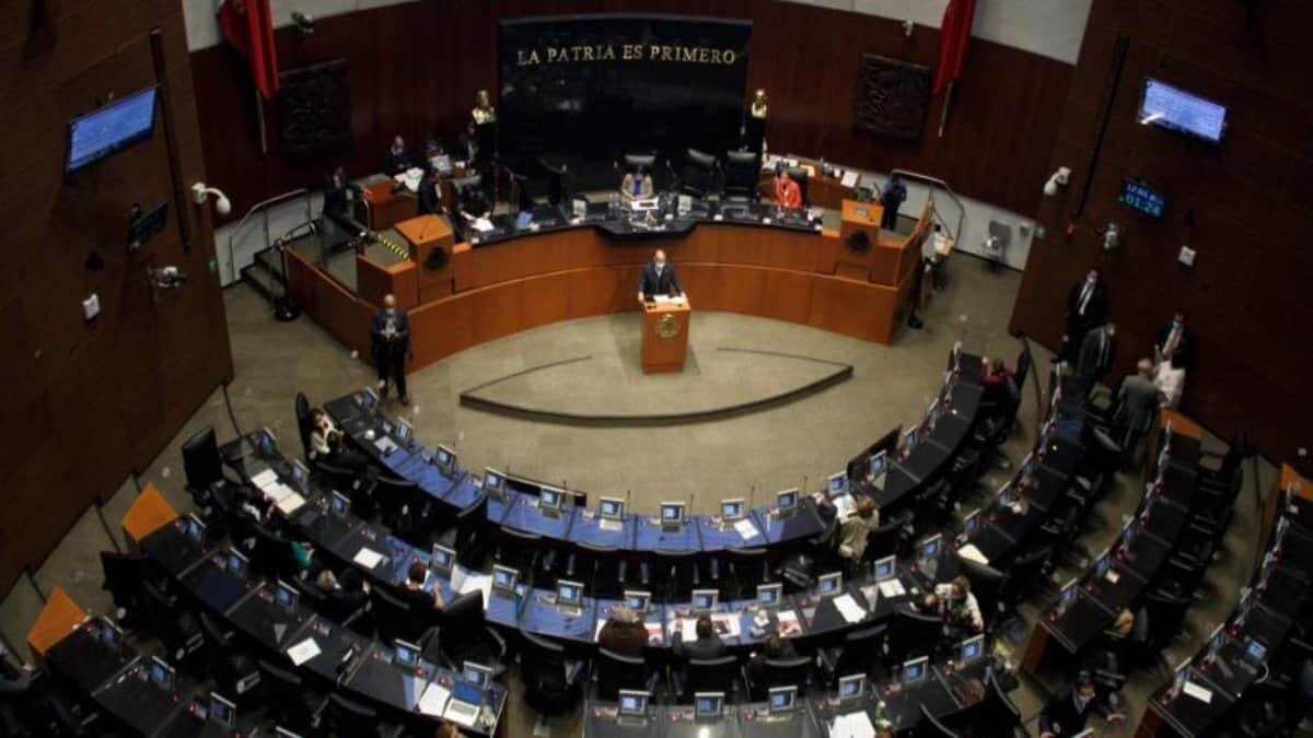 Senado aprueba en lo general reforma a la Ley de la Industria Eléctrica