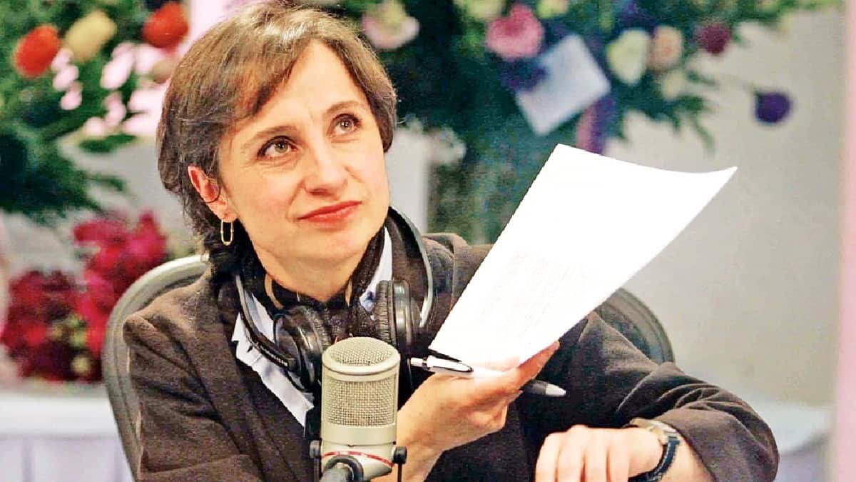 Carmen Aristegui y el actual gobierno han pactado al menos 19 contratos por publicidad, los cuales han dejado una ganancia superior a los 8 millones de pesos para la comunicadora.
