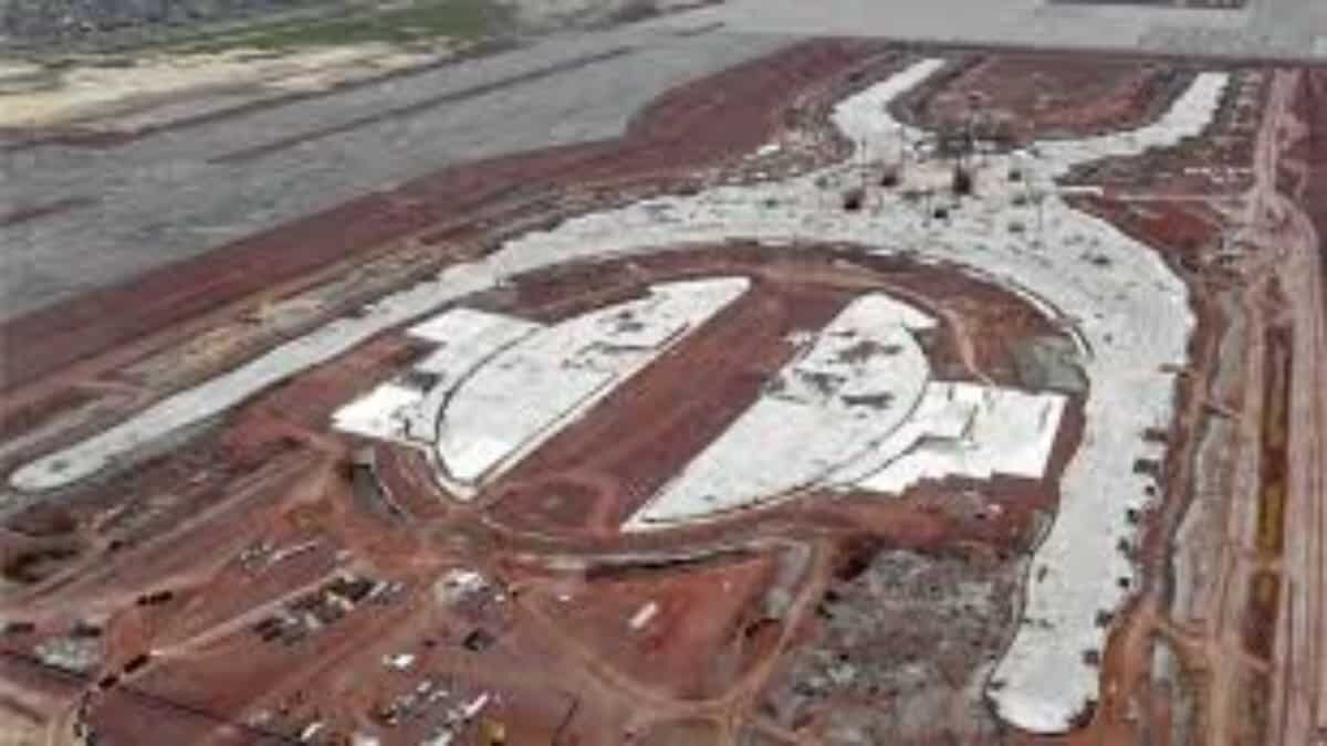 Destituyen a encargado de auditoria sobre liquidación de aeropuerto de Texcoco