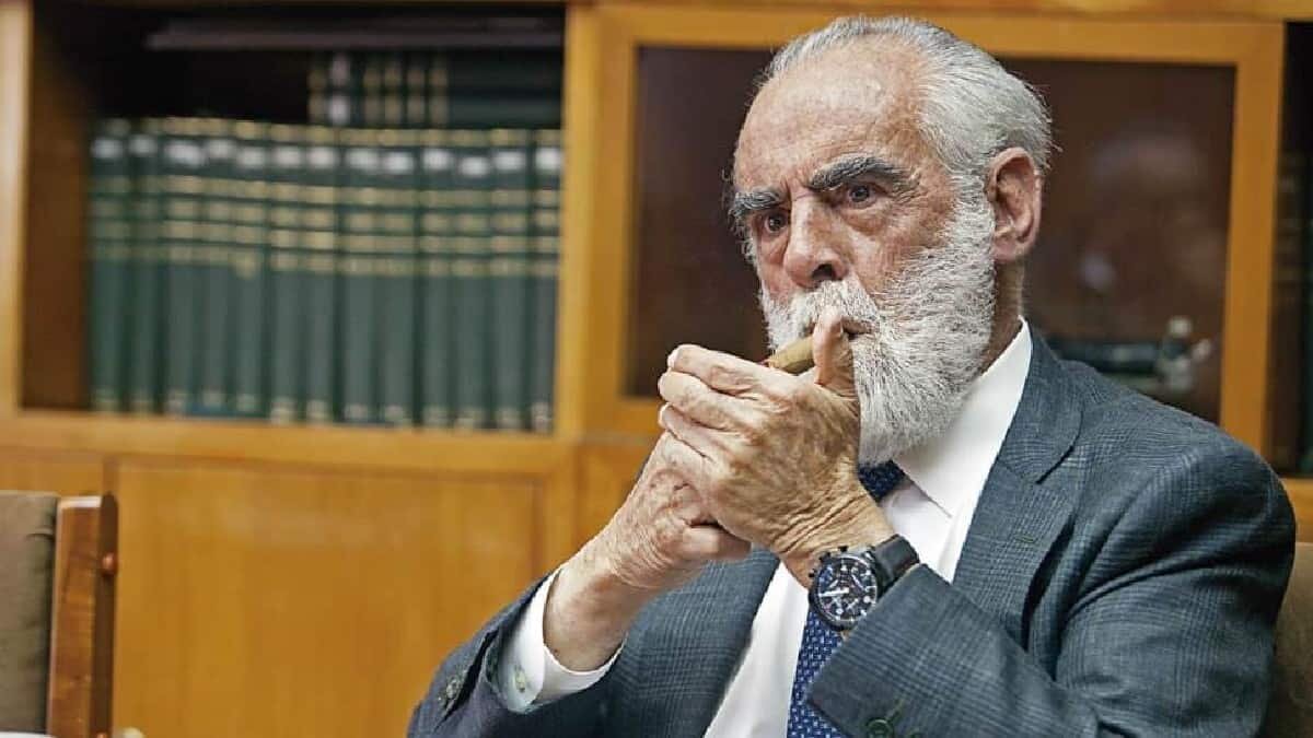 Diego Fernández también manifestó su postura contra las medidas impuestas por AMLO y su 4T.