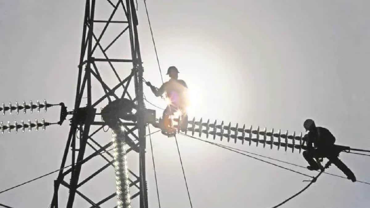 Estos son los pros y contras de la reforma eléctrica de AMLO