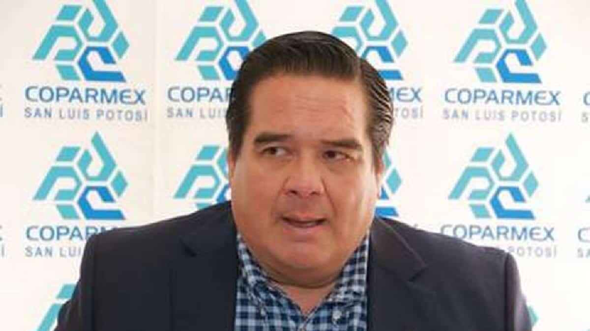 presuntamente varios hombres armados asesinaron al líder de la Coparmex en SLP.
