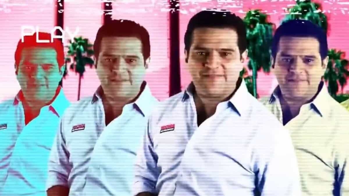 Poncho de Nigris canta y baila por votos a favor de un candidato del PRI en Monterrey.