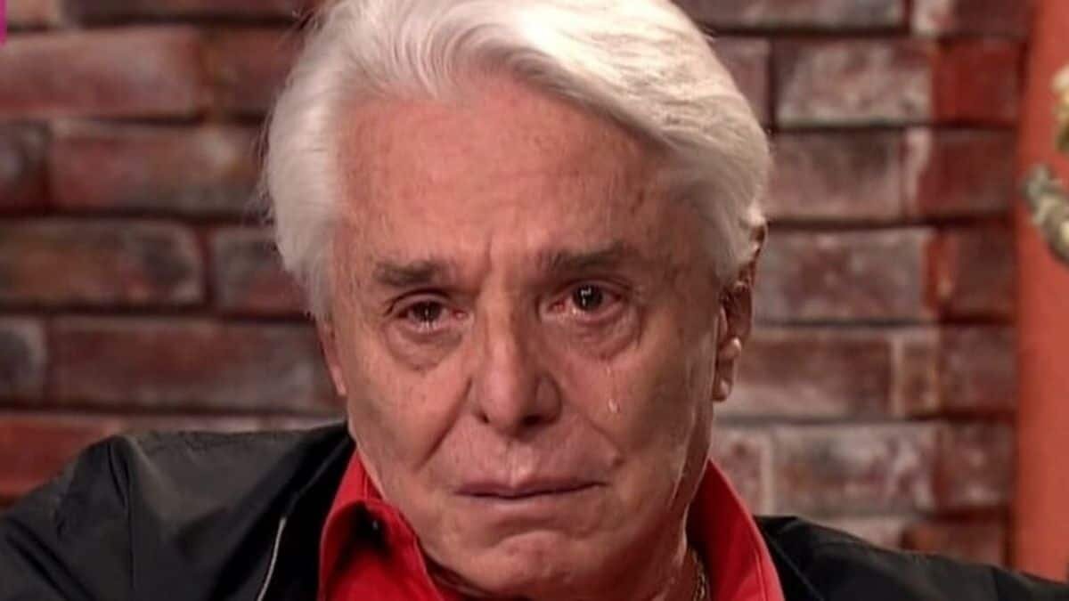 Enrique Guzmán revela a Paty Chapoy que “nunca le tocó un pelo” a Frida Sofía