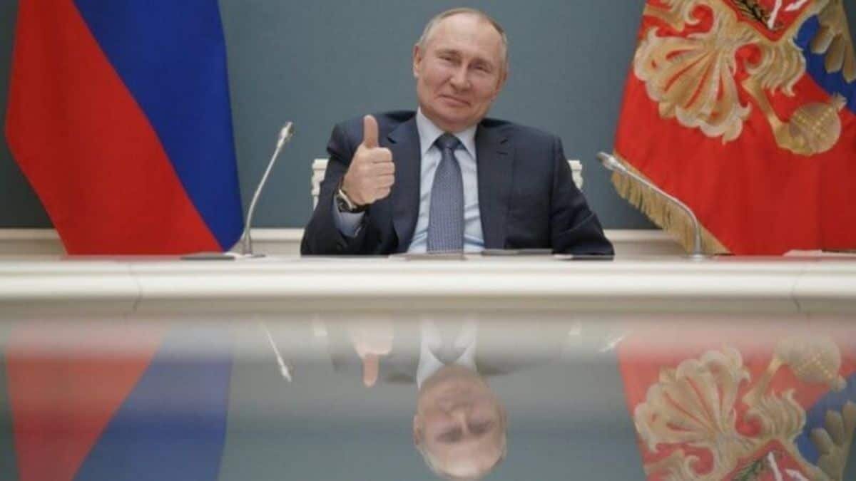 Firma Putin ley para permanecer en Presidencia de Rusia hasta 2036
