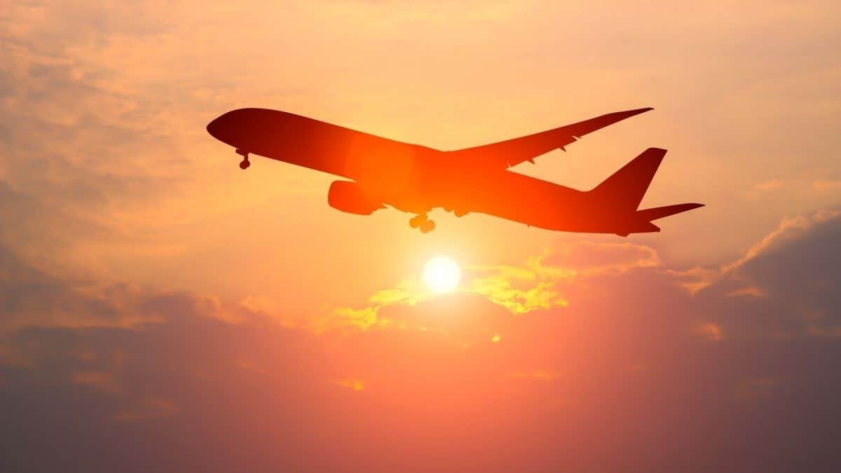 El rediseño del espacio aéreo busca conectar a los aeropuertos capitalinos con el de Cuernavaca y Toluca.