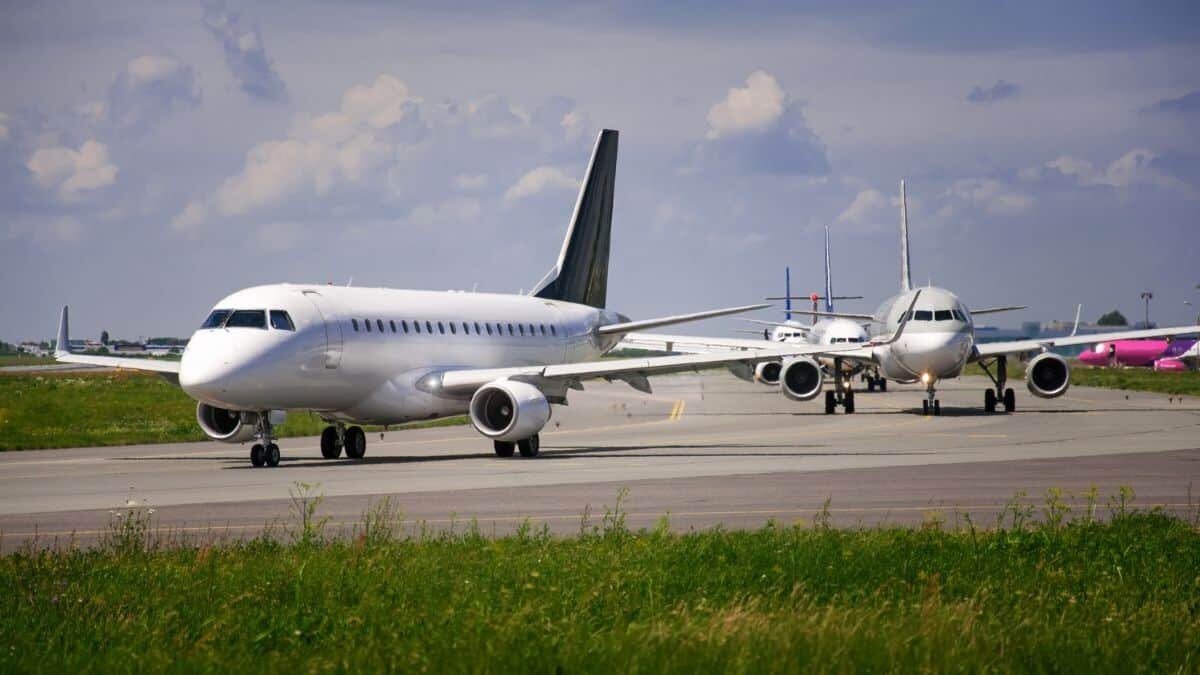 El rediseño del espacio aéreo busca conectar a los aeropuertos capitalinos con el de Cuernavaca y Toluca.
