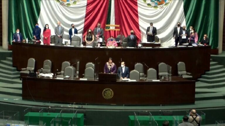 Los diputados avalaron el desafuero del gobernador de Tamaulipas.
