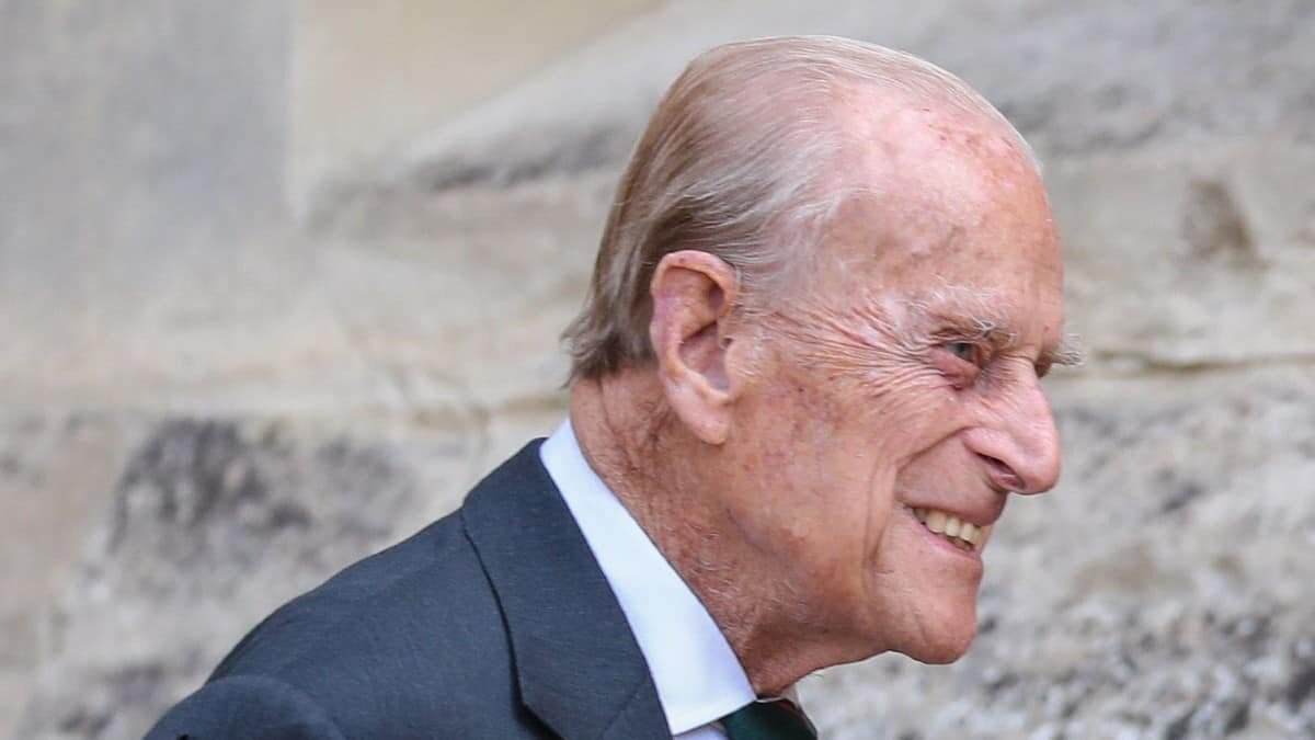 El Palacio de Buckingham anunció este viernes el fallecimiento de el príncipe Felipe de Edimburgo, marido de la reina Isabel II, murió a los 99 años.