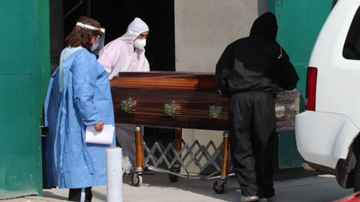 México supera, por primera vez, el millón de muertes en un año: Inegi