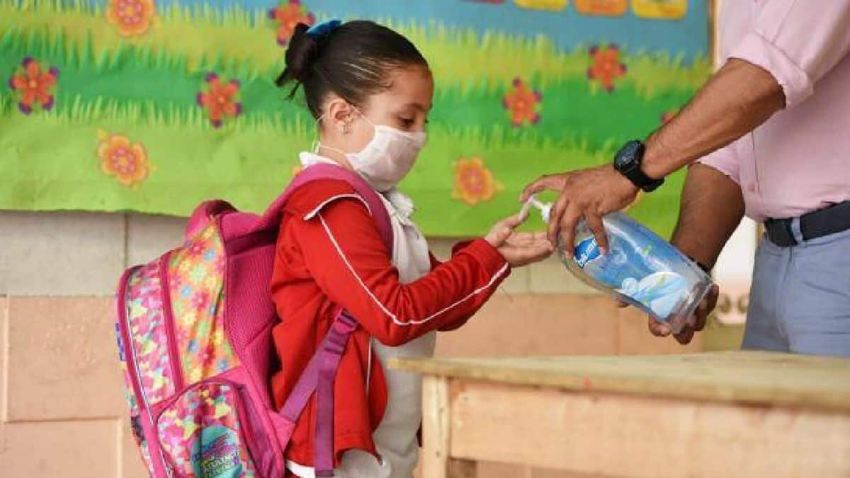 La SEP precisó que será al inicio del siguiente ciclo escolar cuando se regrese de forma presencial a las aulas en CDMX.