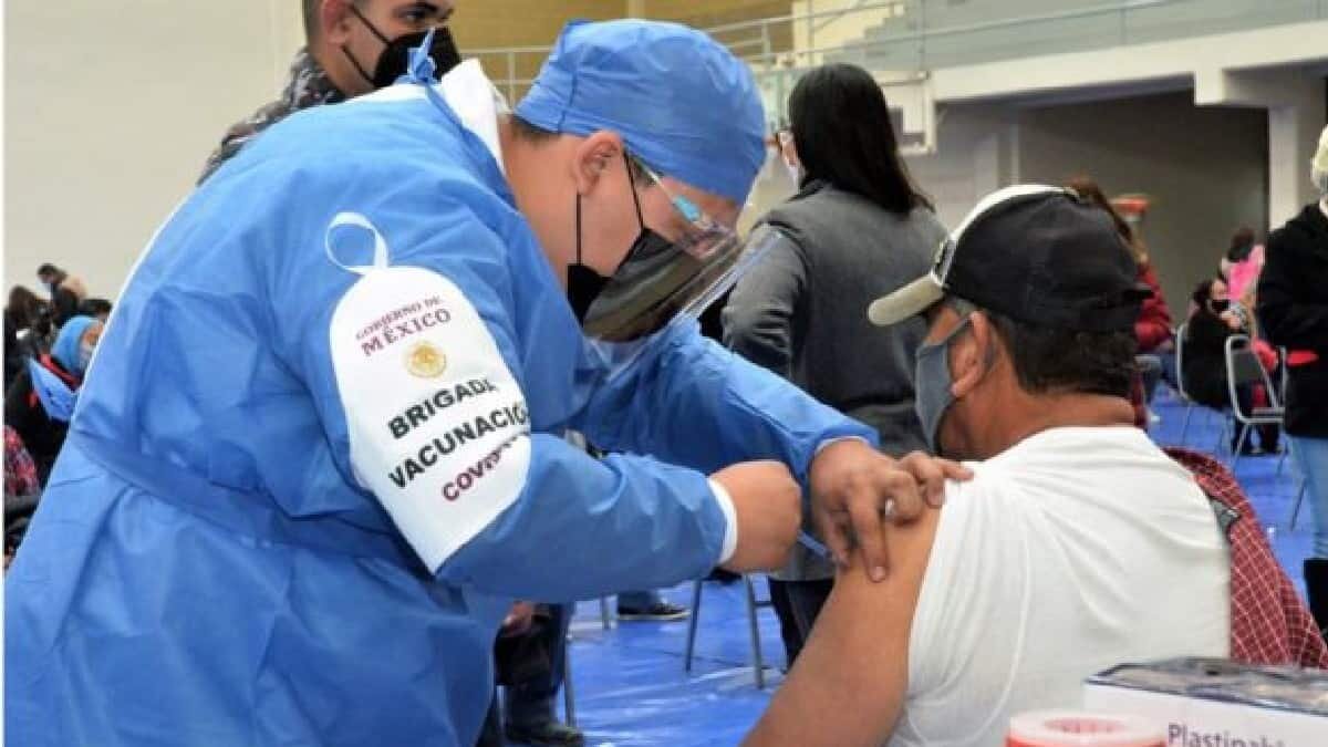 El registro para la vacunación de adultos de 50 a 59 años comenzará en mayo.