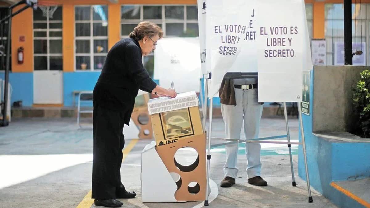 Colectivos feministas alertaron sobre la presencia de al menos candidatos relacionados con violencia de género.