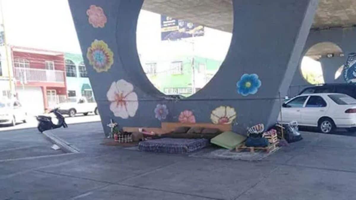 Causa asombro el orden en el que vive una persona sin hogar