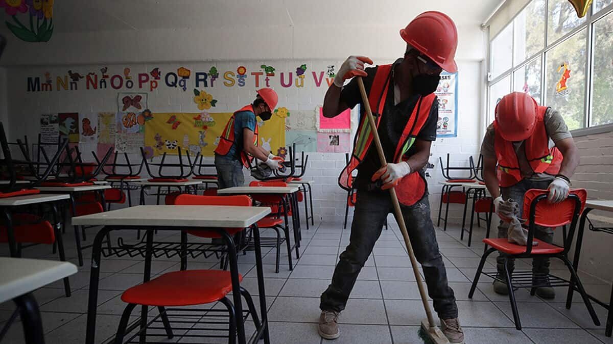 La SEP anunció un programa híbrido para este regreso a clases presenciales para beneficiar a los alumnos que no quieran volver todavía.