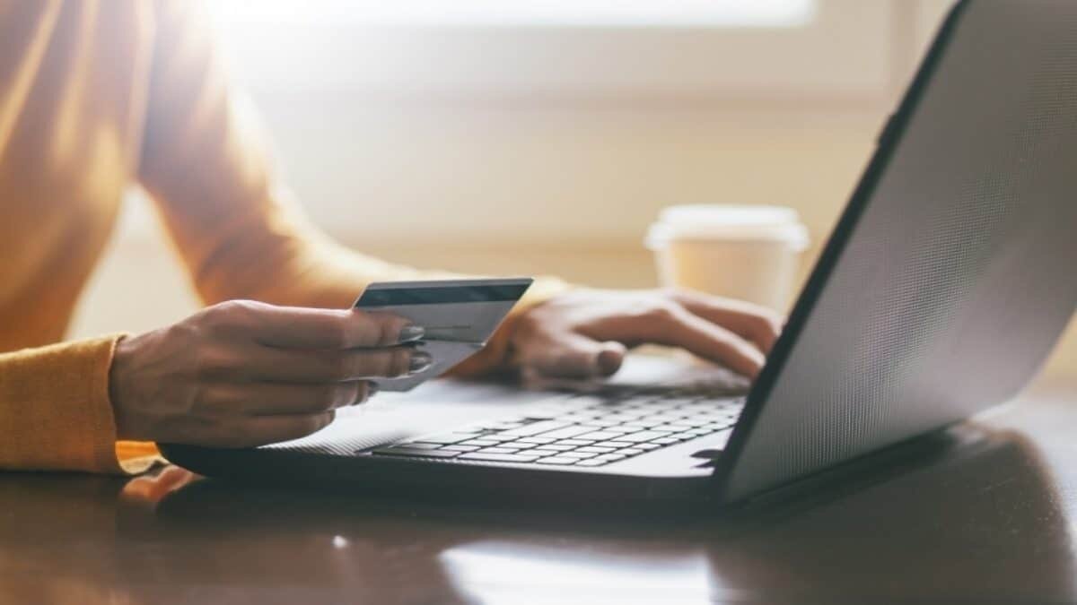 Consejos para evitar fraudes al hacer pagos o compras por internet