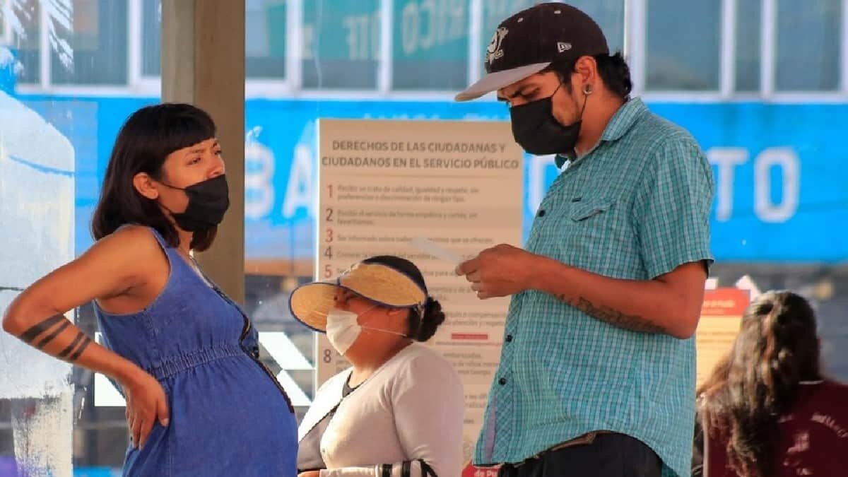 Ante el riesgo que representa el Covid para las mujeres embarazadas se decidió comenzar con su vacunación.