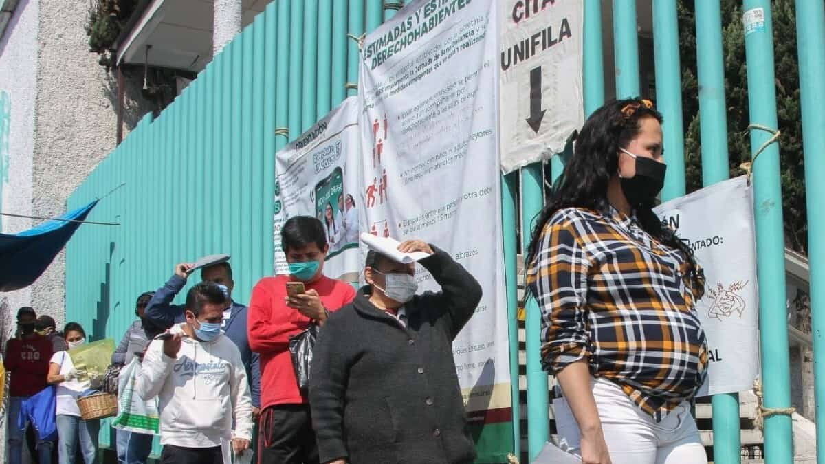 Ante el riesgo que representa el Covid para las mujeres embarazadas se decidió comenzar con su vacunación.