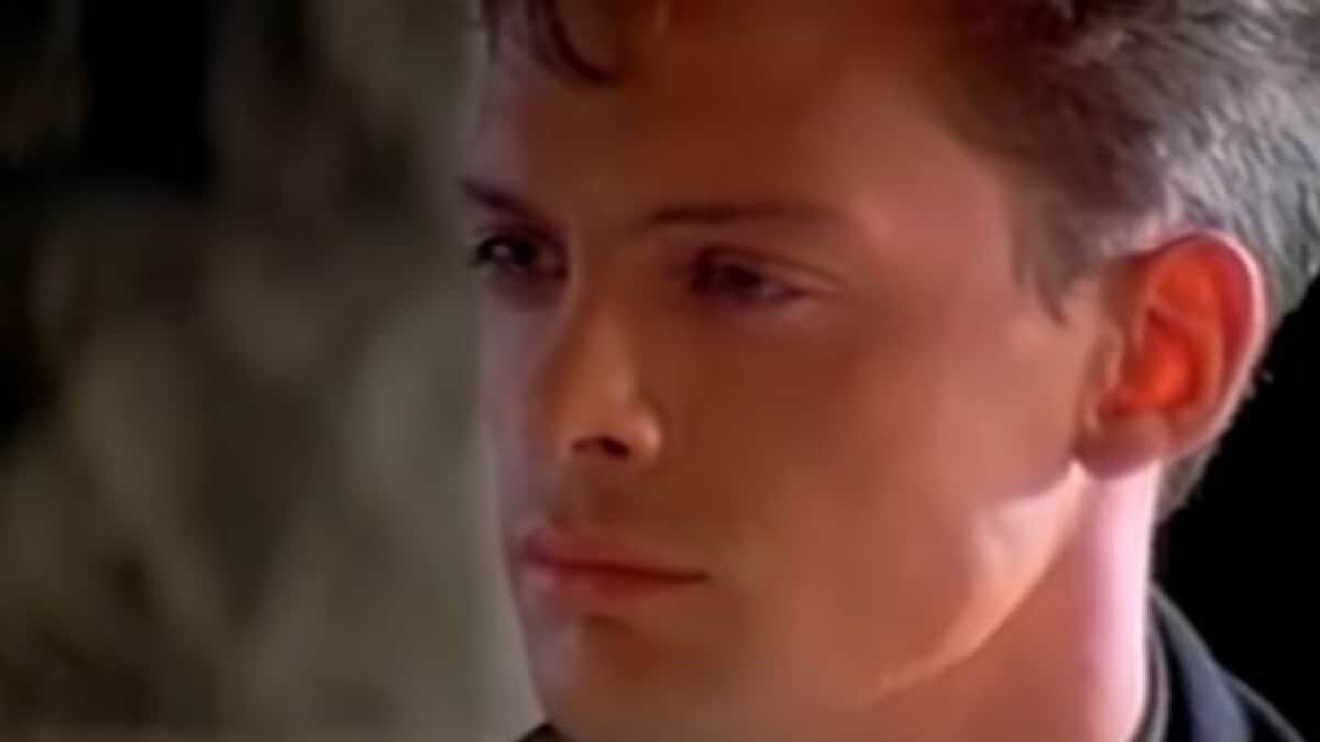 Esta es la historia de Entrégate, uno de los mayores éxitos de Luis Miguel en su larga carrera.