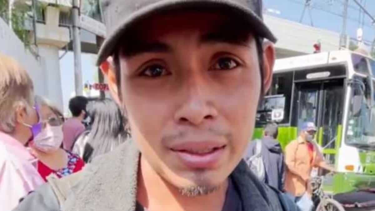 Miguel dormía debajo del puente colapsado cuando fue sorprendido por la tragedia en que fallecieron 25 personas.