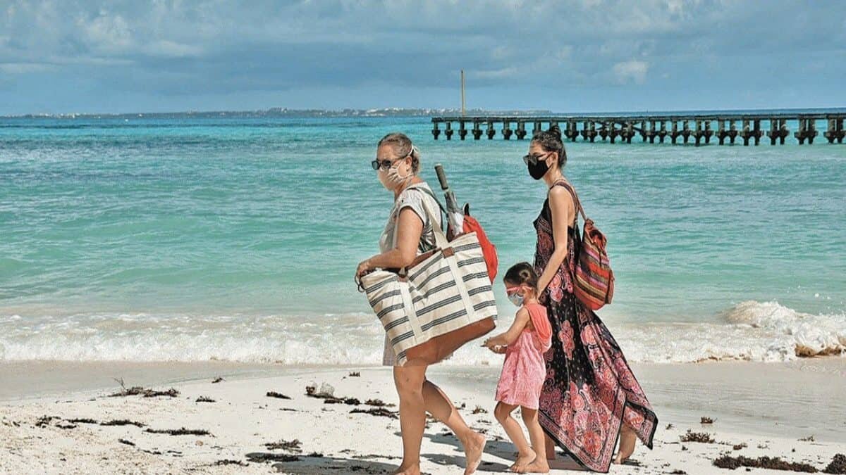 Quintana Roo hace llamado urgente ante repunte de contagios Covid-19
