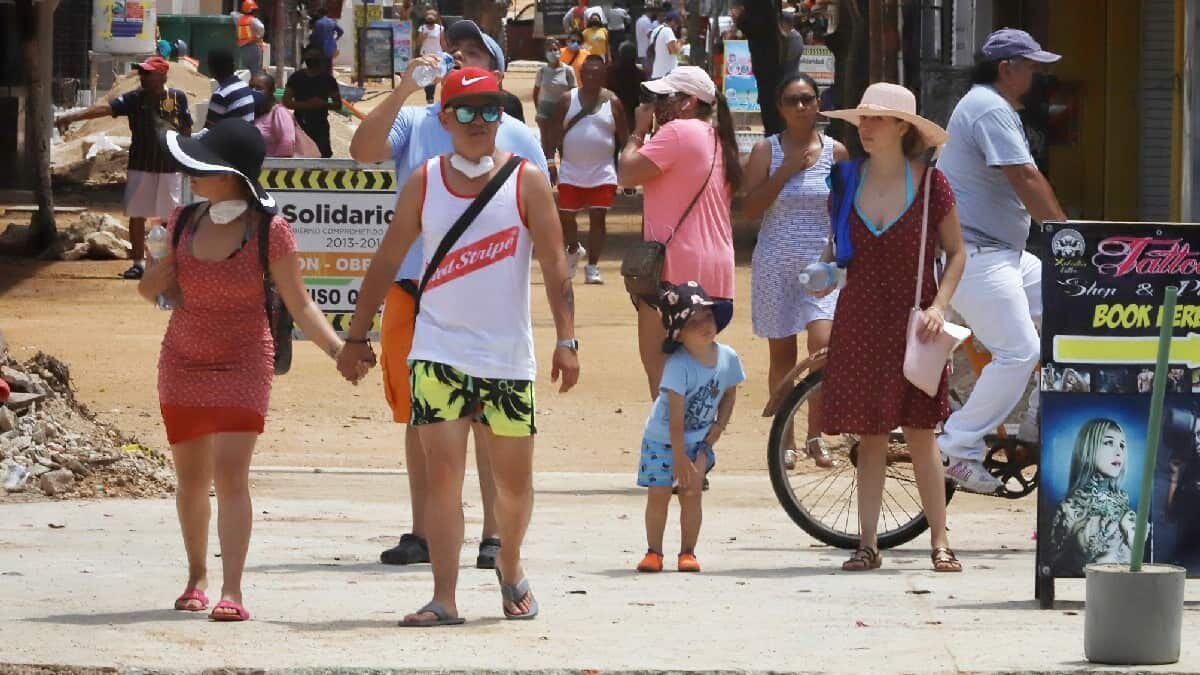 El gobernador de la entidad aseguró que el turismo se está recuperando y llamó a acelerar la campaña de vacunación.