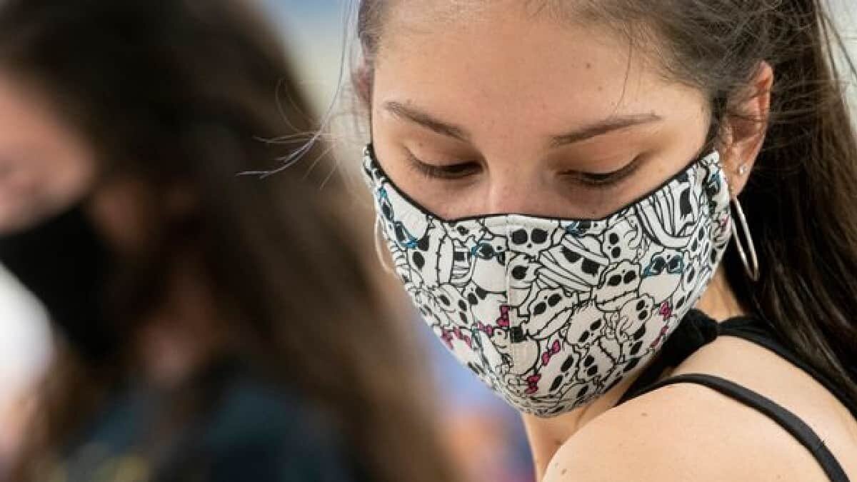 Además un joven ganó una beca universitaria completa tan sólo por vacunarse contra Covid-19.