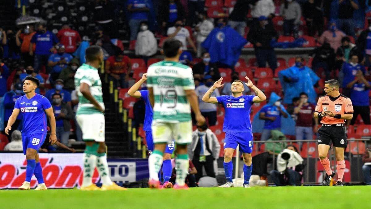 ¡Se acabó la maldición! Cruz Azul conquista su noveno título después de 23 años